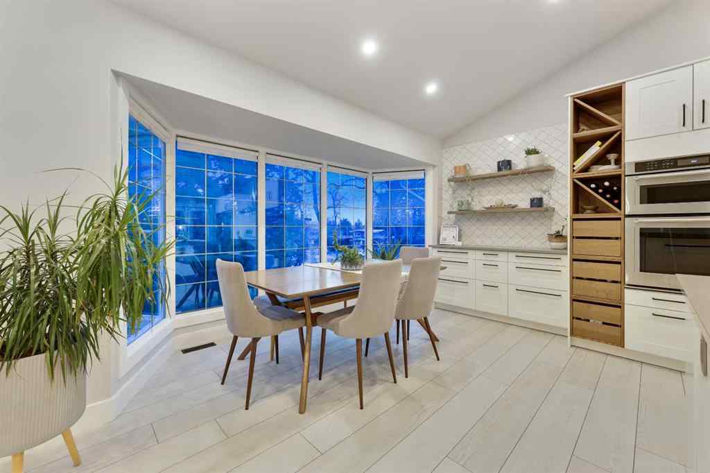 MLS® A2265164 - 3224 Conrad Drive NW in Charleswood Calgary, Residential