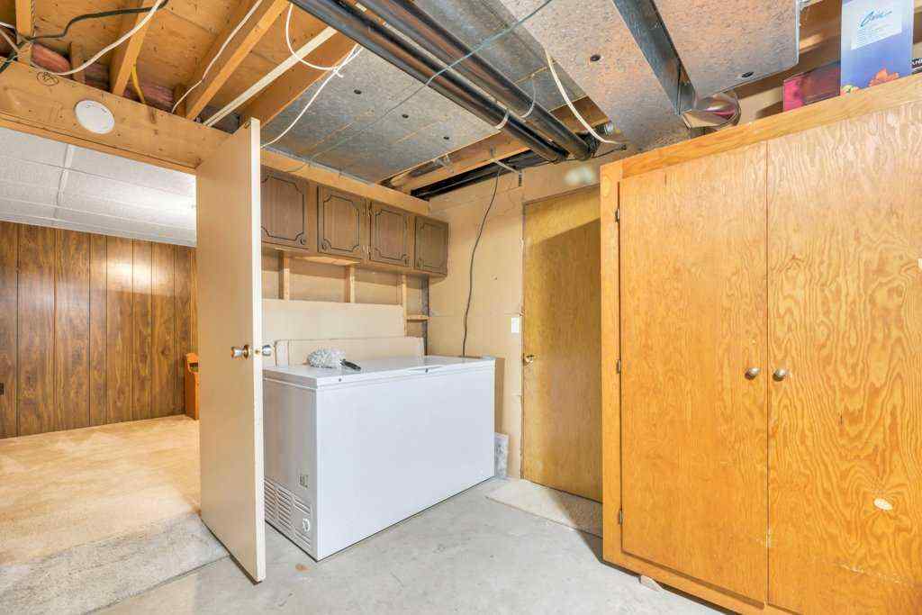 MLS® A2265165 - 543 Maidstone Drive NE in Marlborough Park Calgary, Residential