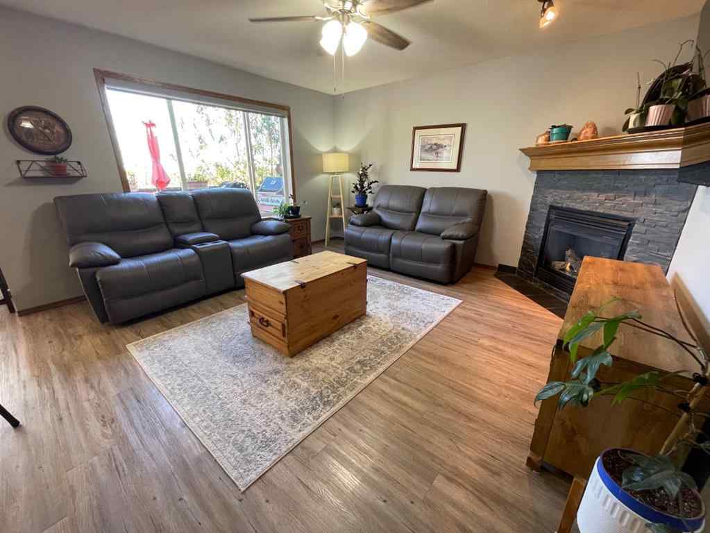 MLS® A2265166 - 63 Glensummit Close  in GlenEagles Cochrane, Residential