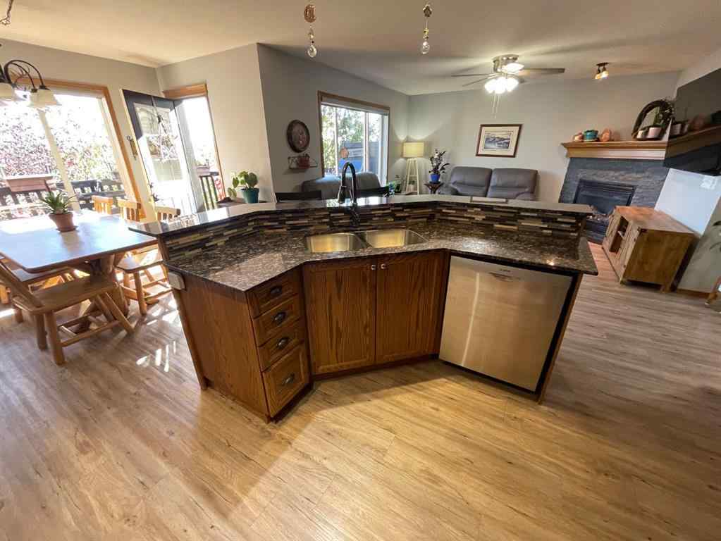 MLS® A2265166 - 63 Glensummit Close  in GlenEagles Cochrane, Residential