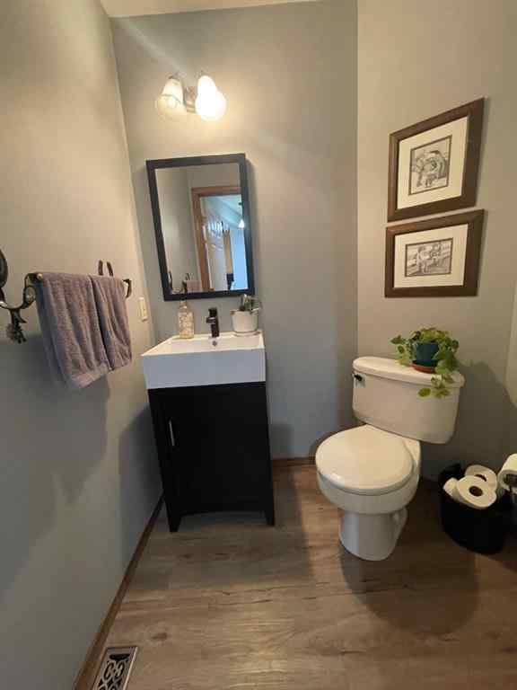 MLS® A2265166 - 63 Glensummit Close  in GlenEagles Cochrane, Residential