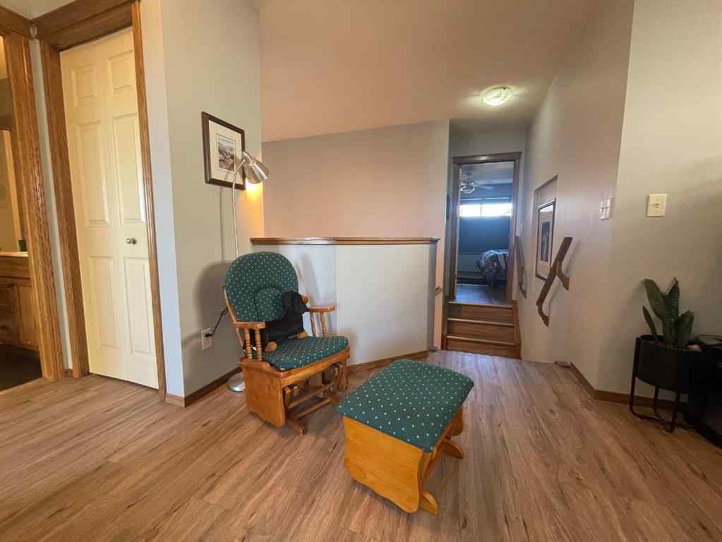 MLS® A2265166 - 63 Glensummit Close  in GlenEagles Cochrane, Residential