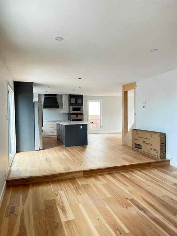 MLS&reg; # A2265172 - 39 Whitlock Close NE in Whitehorn Calgary, Residential Open Houses