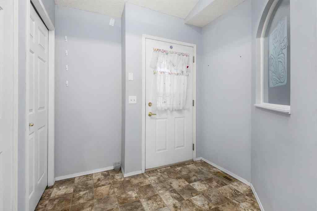 MLS® A2265173 - Unit #29 12 Woodside Rise NW in Woodside Airdrie, Residential