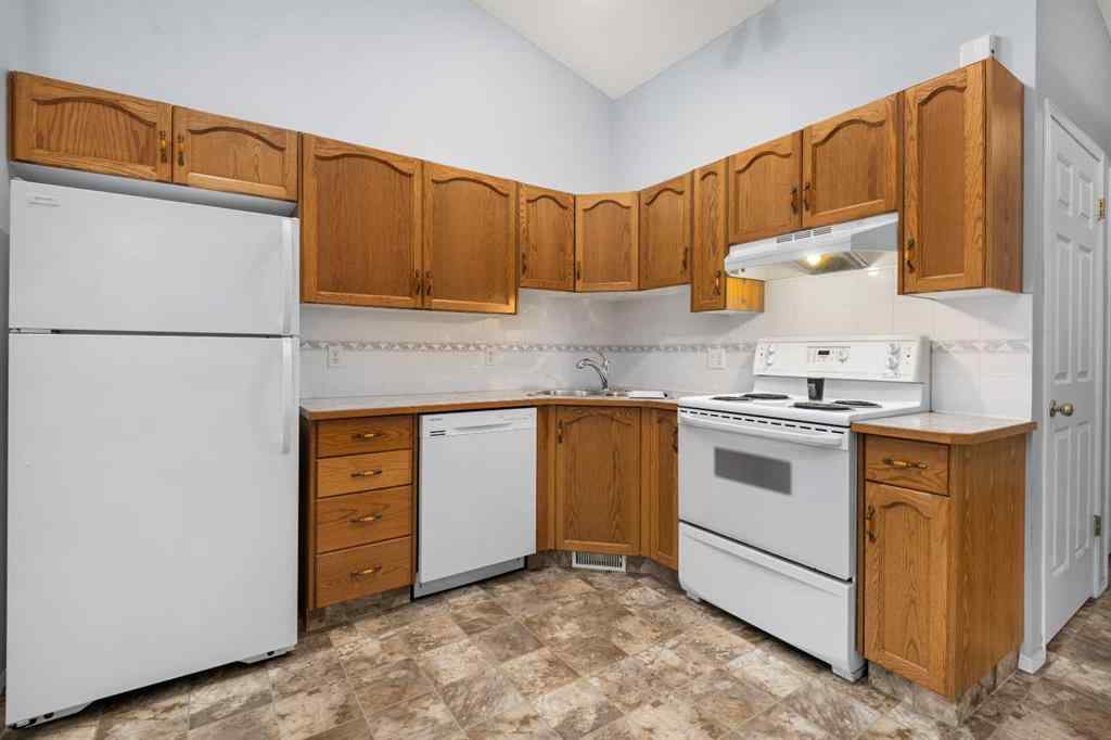 MLS® A2265173 - Unit #29 12 Woodside Rise NW in Woodside Airdrie, Residential