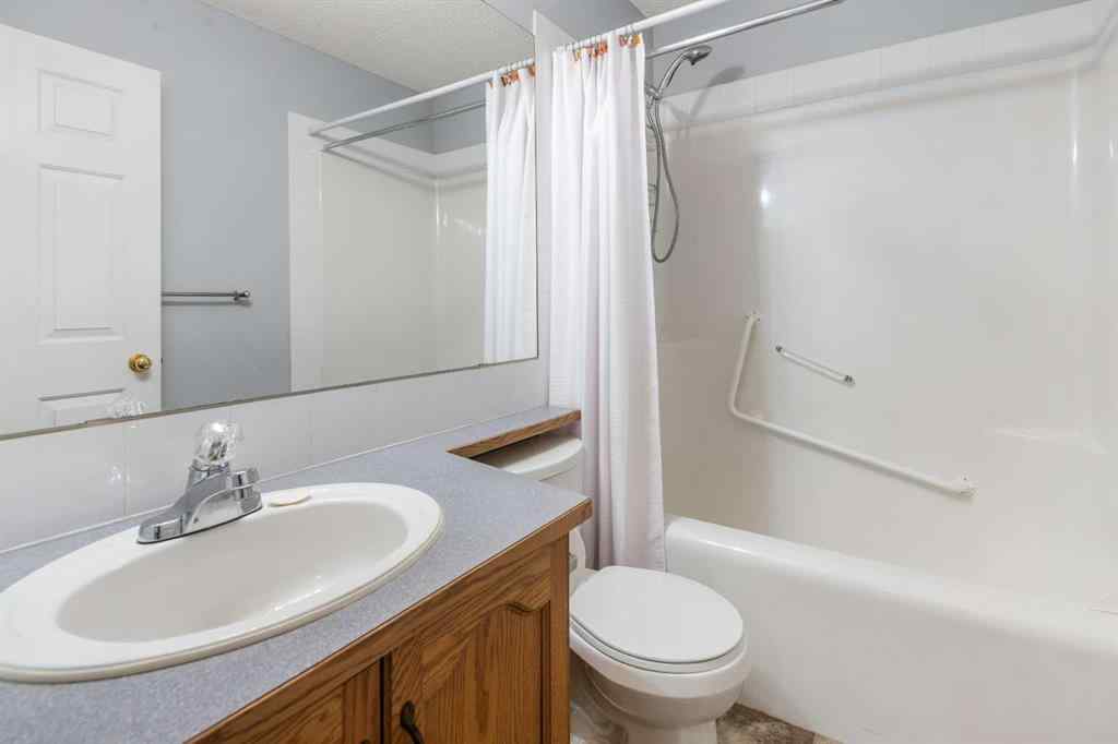 MLS® A2265173 - Unit #29 12 Woodside Rise NW in Woodside Airdrie, Residential