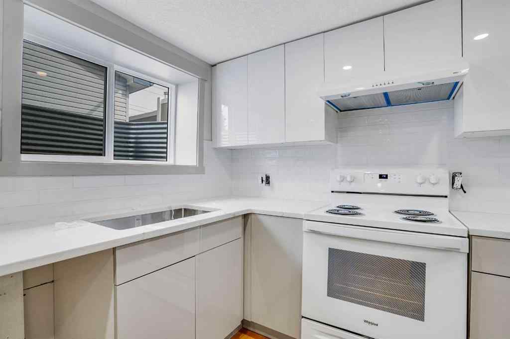 MLS® A2265176 - 146 Springwood Drive SW in Southwood Calgary, Residential