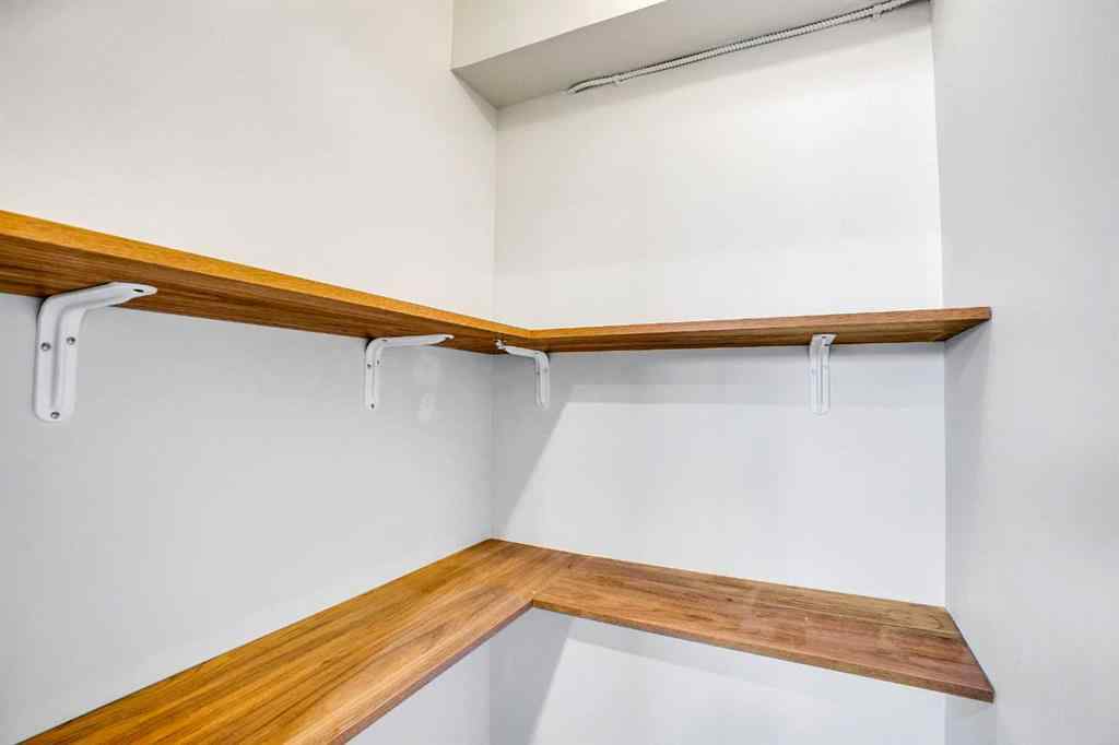 MLS® A2265176 - 146 Springwood Drive SW in Southwood Calgary, Residential