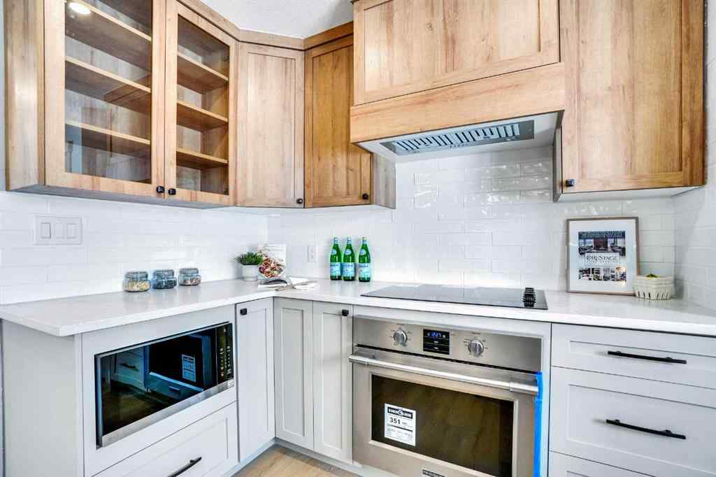 MLS® A2265176 - 146 Springwood Drive SW in Southwood Calgary, Residential