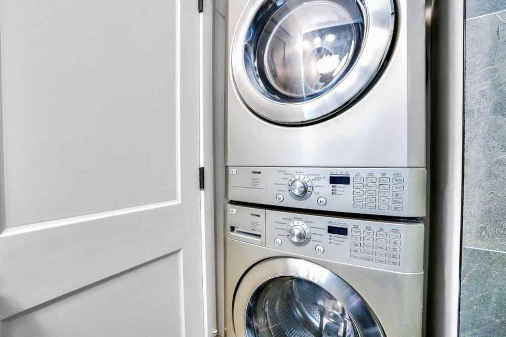 MLS® A2265176 - 146 Springwood Drive SW in Southwood Calgary, Residential