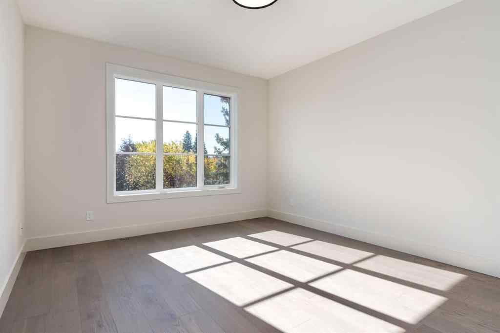 MLS® A2265179 - 716 18 Avenue NW in Mount Pleasant Calgary, Residential