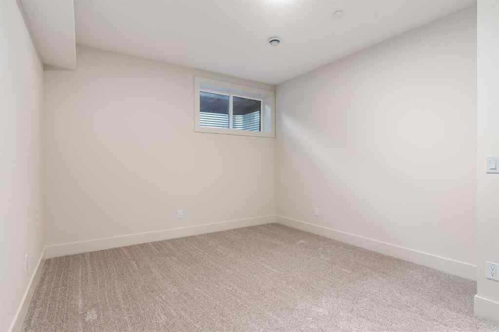 MLS® A2265179 - 716 18 Avenue NW in Mount Pleasant Calgary, Residential