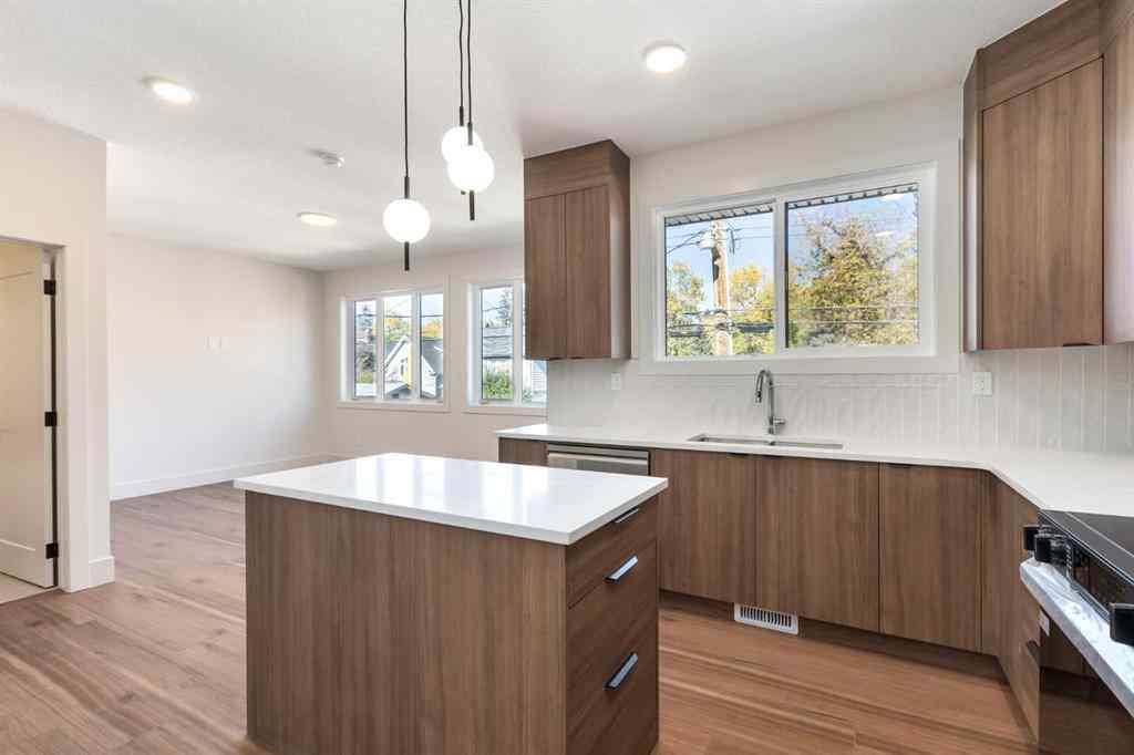 MLS® A2265179 - 716 18 Avenue NW in Mount Pleasant Calgary, Residential