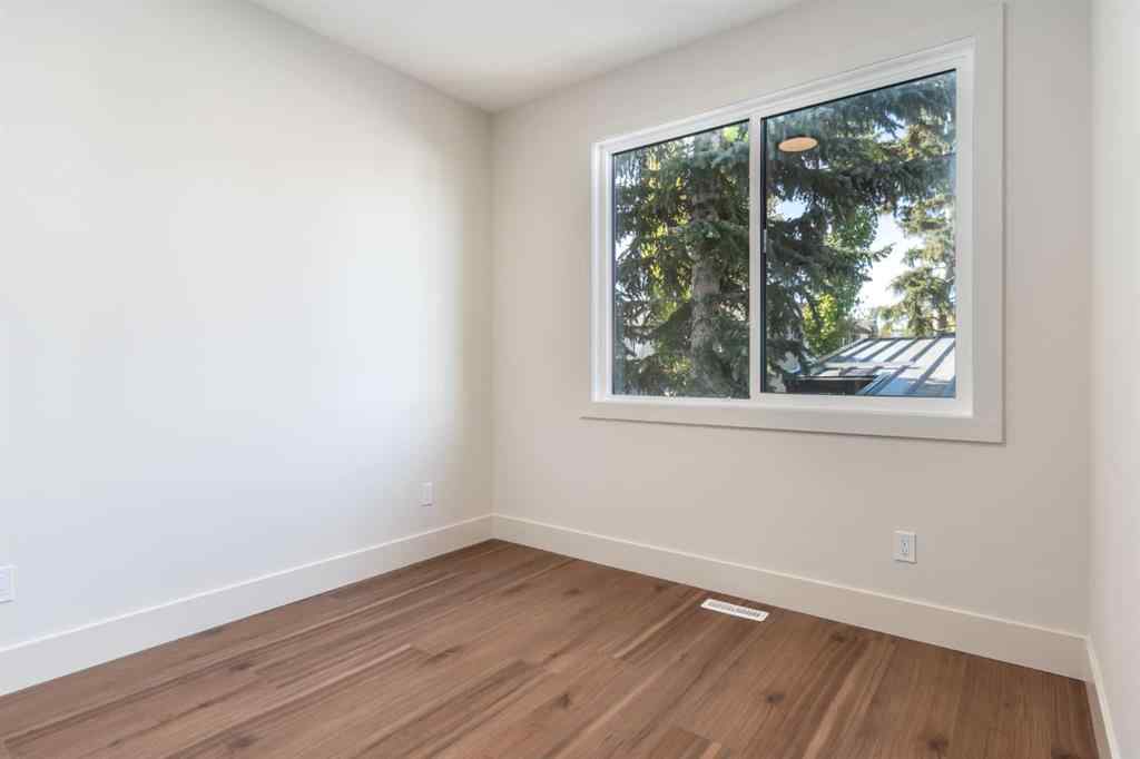 MLS® A2265179 - 716 18 Avenue NW in Mount Pleasant Calgary, Residential