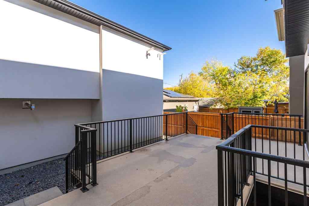 MLS® A2265179 - 716 18 Avenue NW in Mount Pleasant Calgary, Residential