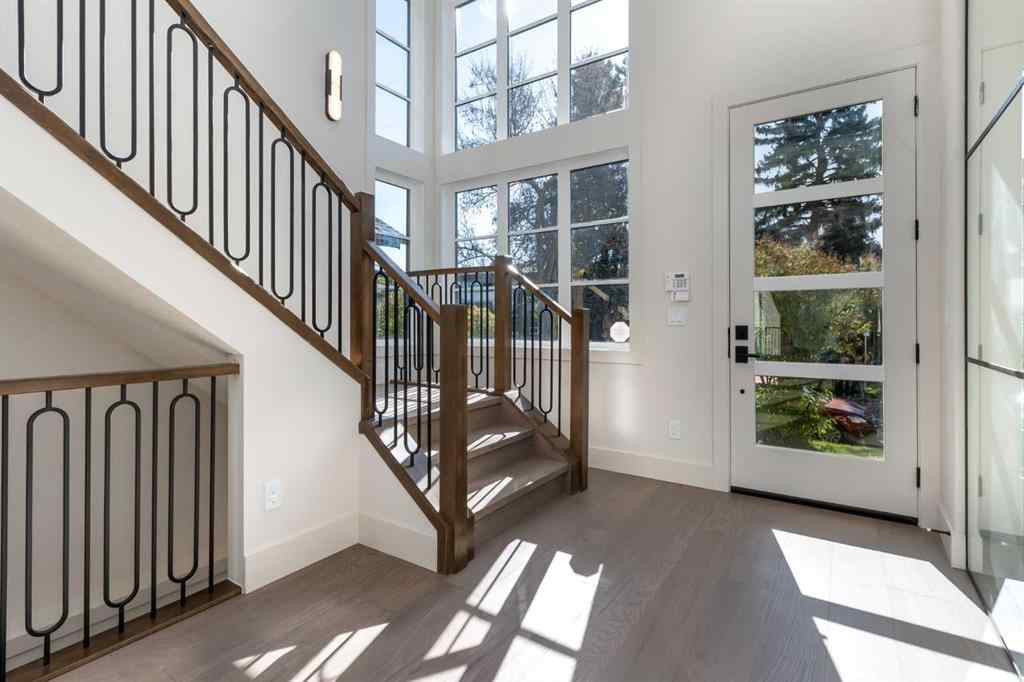 MLS® A2265179 - 716 18 Avenue NW in Mount Pleasant Calgary, Residential