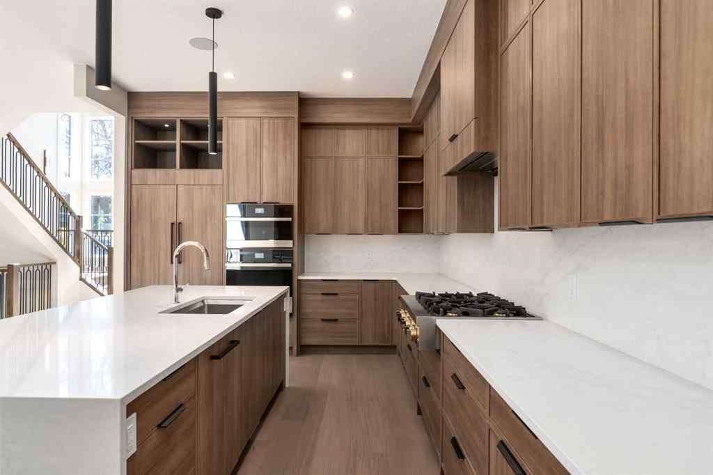 MLS® A2265179 - 716 18 Avenue NW in Mount Pleasant Calgary, Residential