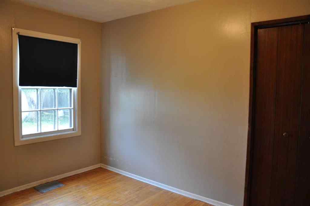 MLS® A2265180 - 1607 10 Avenue S in Victoria Park Lethbridge, Residential