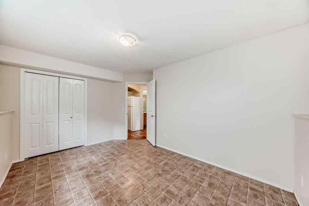 MLS® A2265183 - 576 Stonegate Way NW in Stonegate Airdrie, Residential