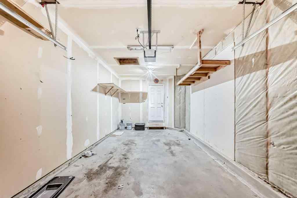 MLS® A2265183 - 576 Stonegate Way NW in Stonegate Airdrie, Residential