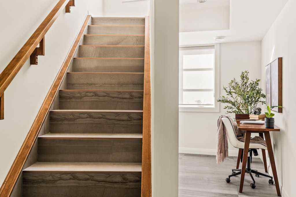 MLS® A2265185 - 125 41 Avenue SW in Parkhill Calgary, Residential