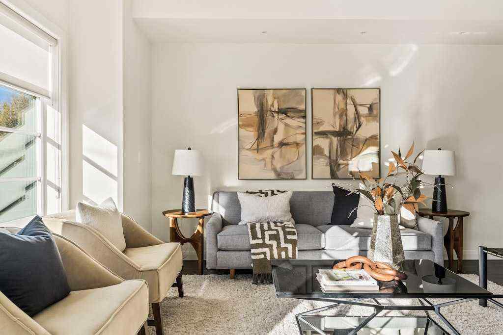 MLS® A2265185 - 125 41 Avenue SW in Parkhill Calgary, Residential