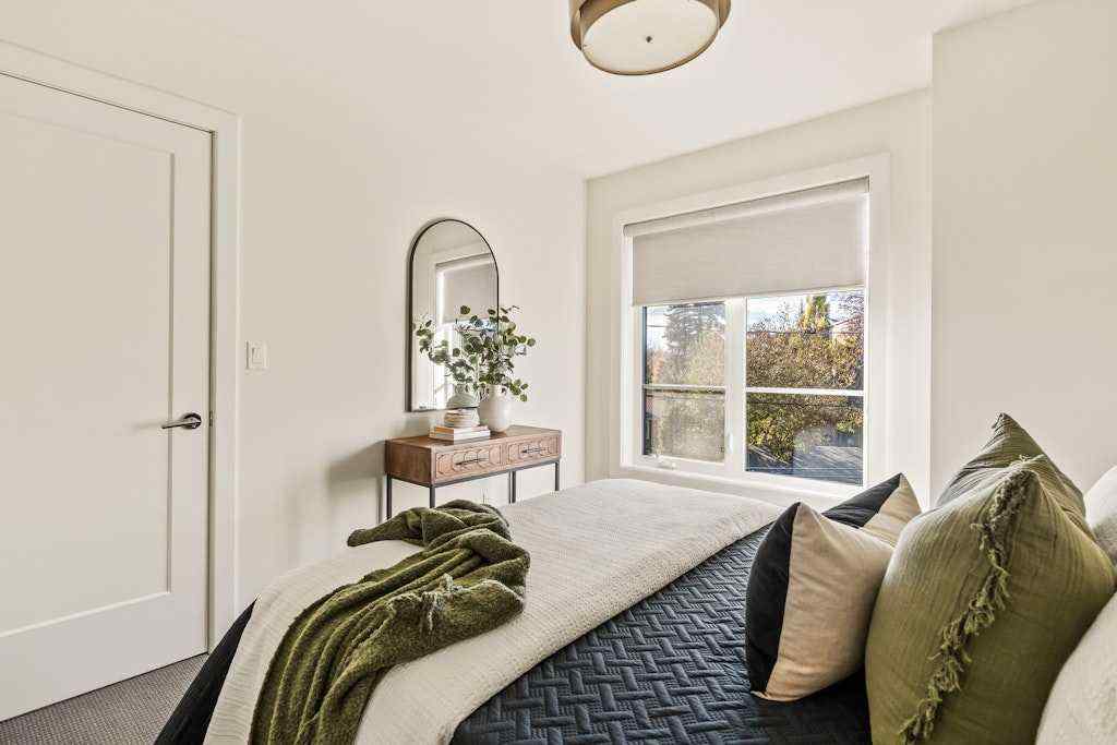 MLS® A2265185 - 125 41 Avenue SW in Parkhill Calgary, Residential