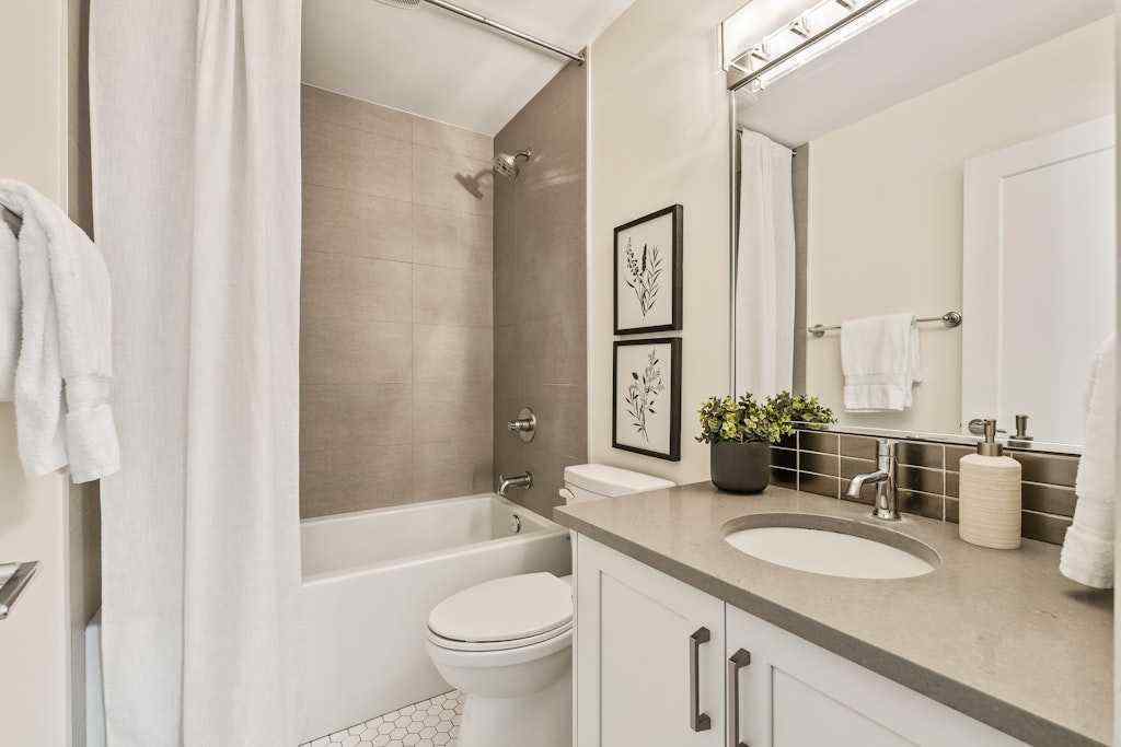 MLS® A2265185 - 125 41 Avenue SW in Parkhill Calgary, Residential