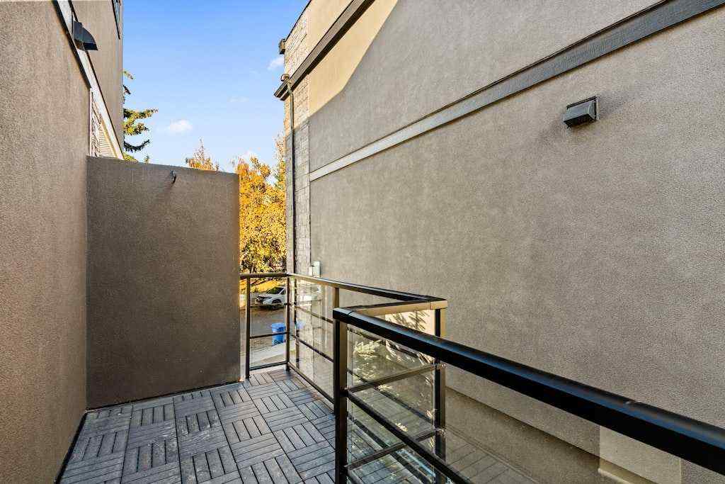 MLS® A2265185 - 125 41 Avenue SW in Parkhill Calgary, Residential