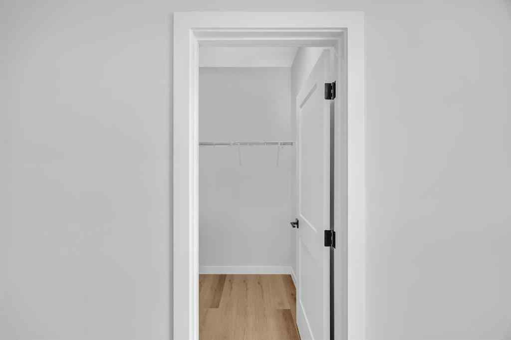 MLS® A2265189 - 32 Silverton Glen Green SW in Silverado Calgary, Residential