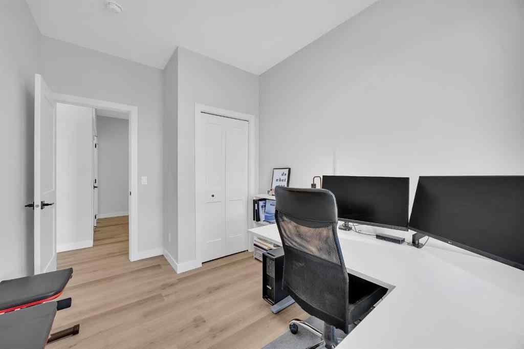 MLS® A2265189 - 32 Silverton Glen Green SW in Silverado Calgary, Residential