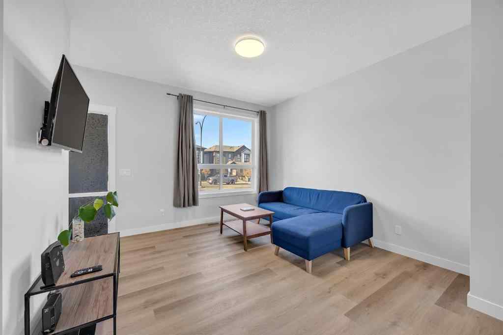 MLS® A2265189 - 32 Silverton Glen Green SW in Silverado Calgary, Residential