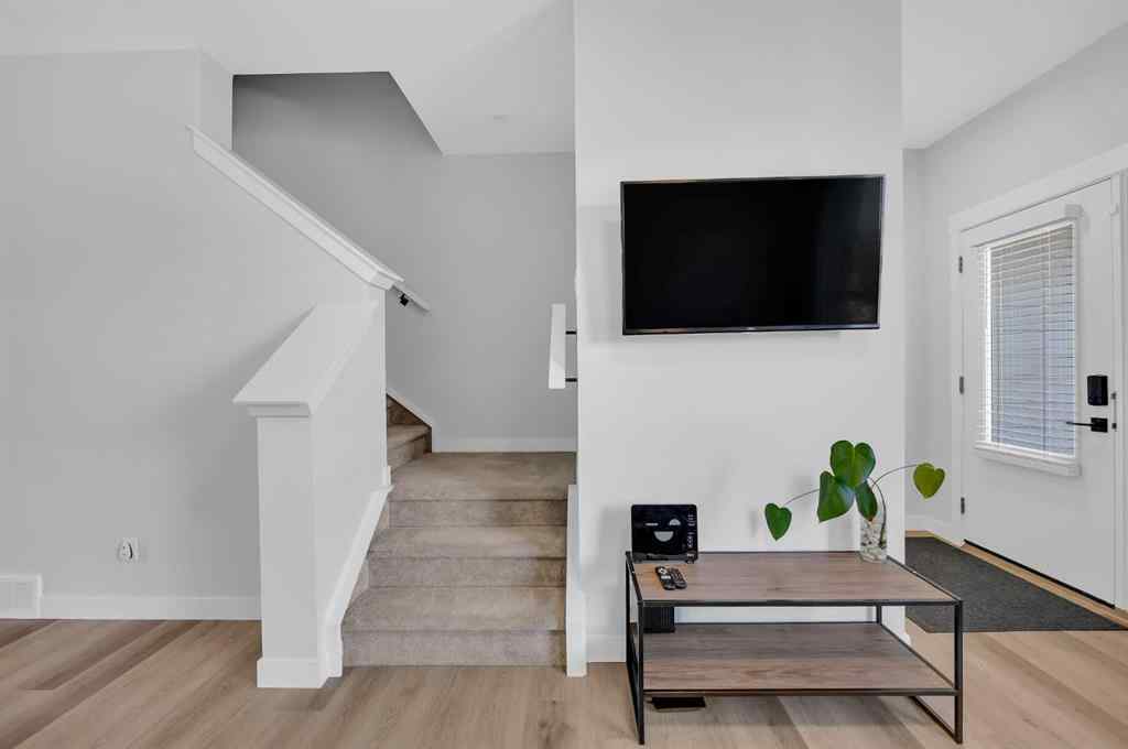 MLS® A2265189 - 32 Silverton Glen Green SW in Silverado Calgary, Residential