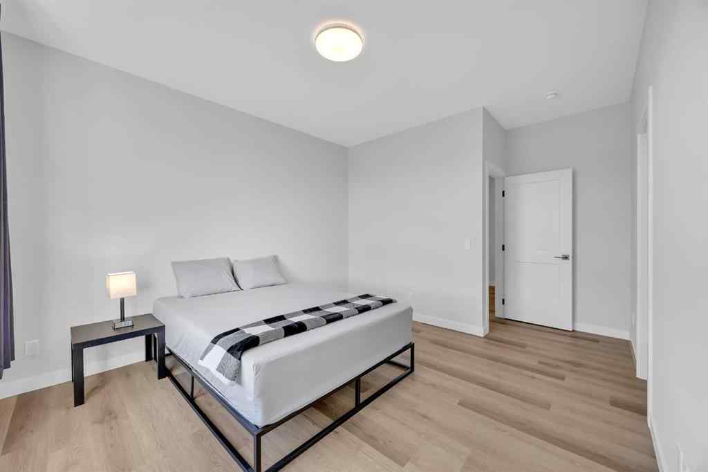 MLS® A2265189 - 32 Silverton Glen Green SW in Silverado Calgary, Residential