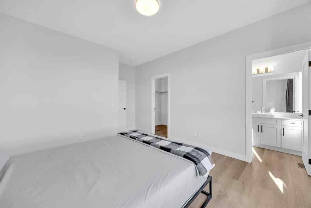 MLS® A2265189 - 32 Silverton Glen Green SW in Silverado Calgary, Residential