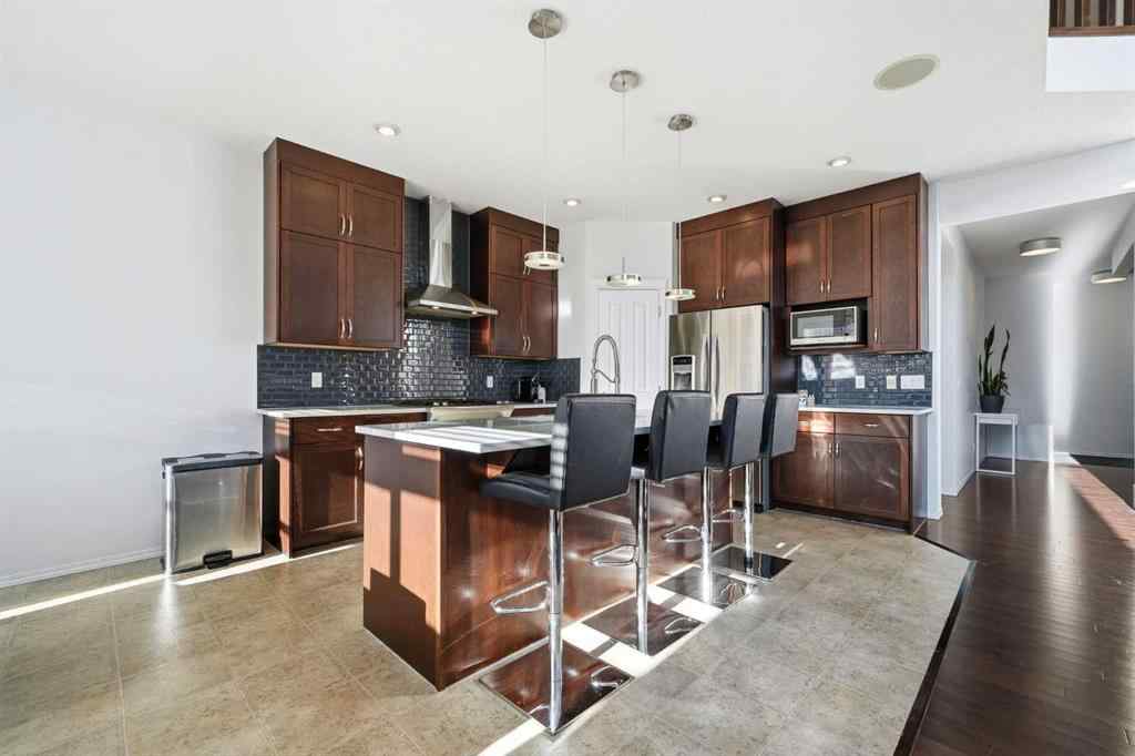 MLS® A2265190 - 587 Panora Way NW in Panorama Hills Calgary, Residential