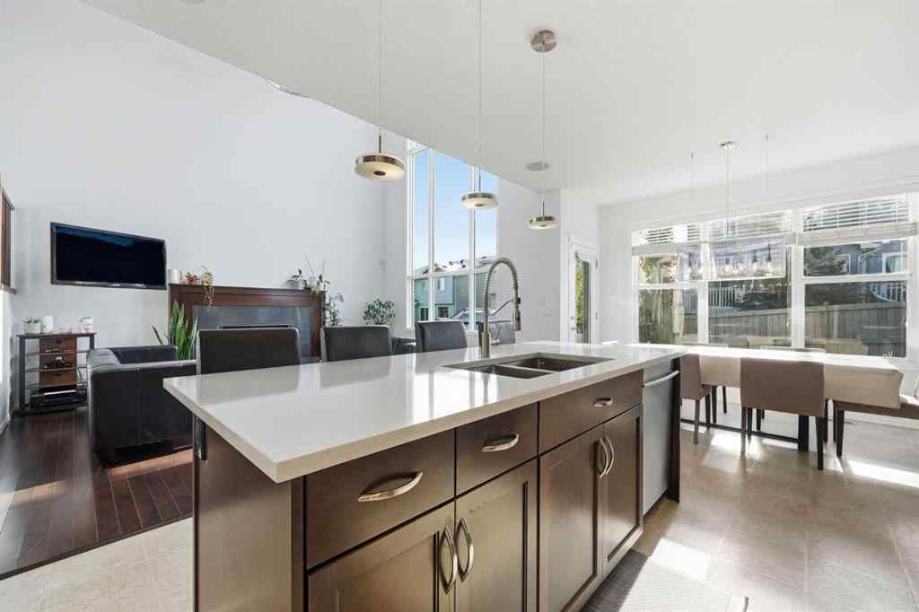 MLS® A2265190 - 587 Panora Way NW in Panorama Hills Calgary, Residential