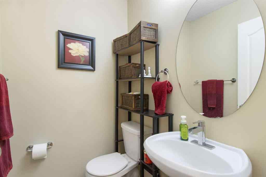 MLS® A2265193 - 38 Spring Crescent SW in Springbank Hill Calgary, Residential