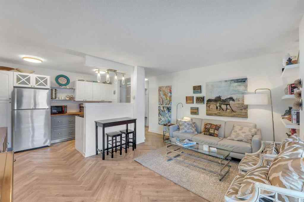 MLS® A2265197 - Unit #205 1626 14 Avenue SW in Sunalta Calgary, Residential