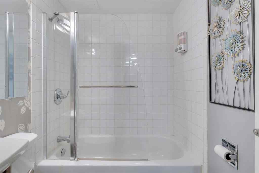 MLS® A2265197 - Unit #205 1626 14 Avenue SW in Sunalta Calgary, Residential