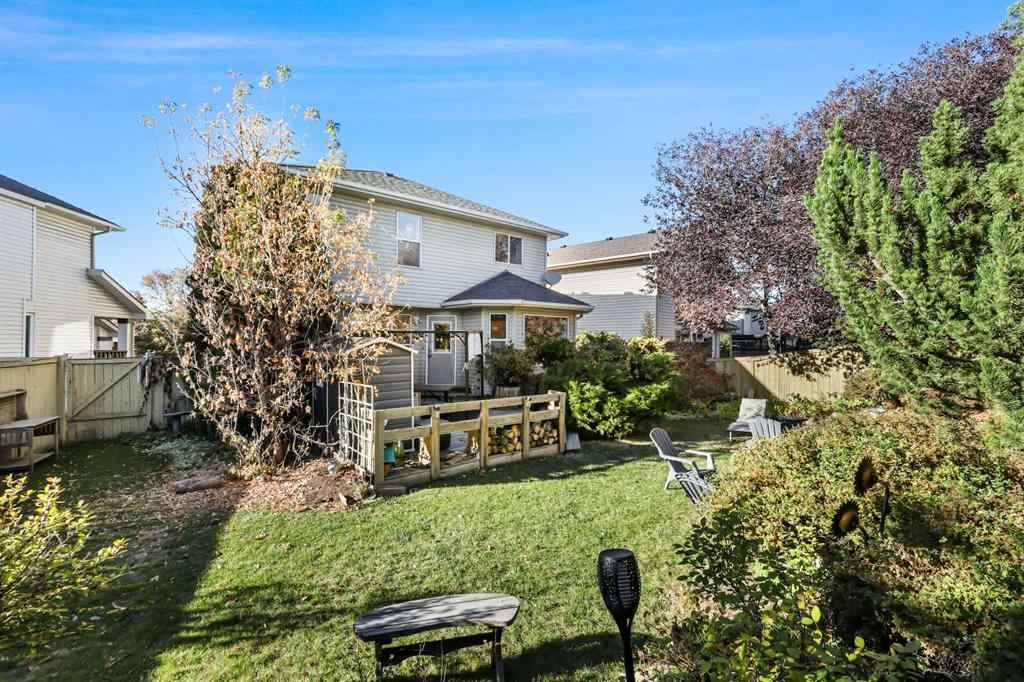 MLS® A2265204 - 248 Douglas Ridge Green SE in Douglasdale/Glen Calgary, Residential