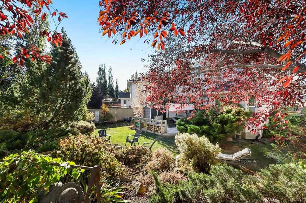 MLS® A2265204 - 248 Douglas Ridge Green SE in Douglasdale/Glen Calgary, Residential