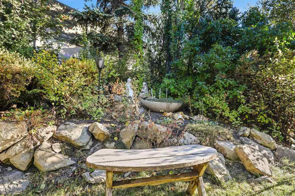 MLS® A2265204 - 248 Douglas Ridge Green SE in Douglasdale/Glen Calgary, Residential