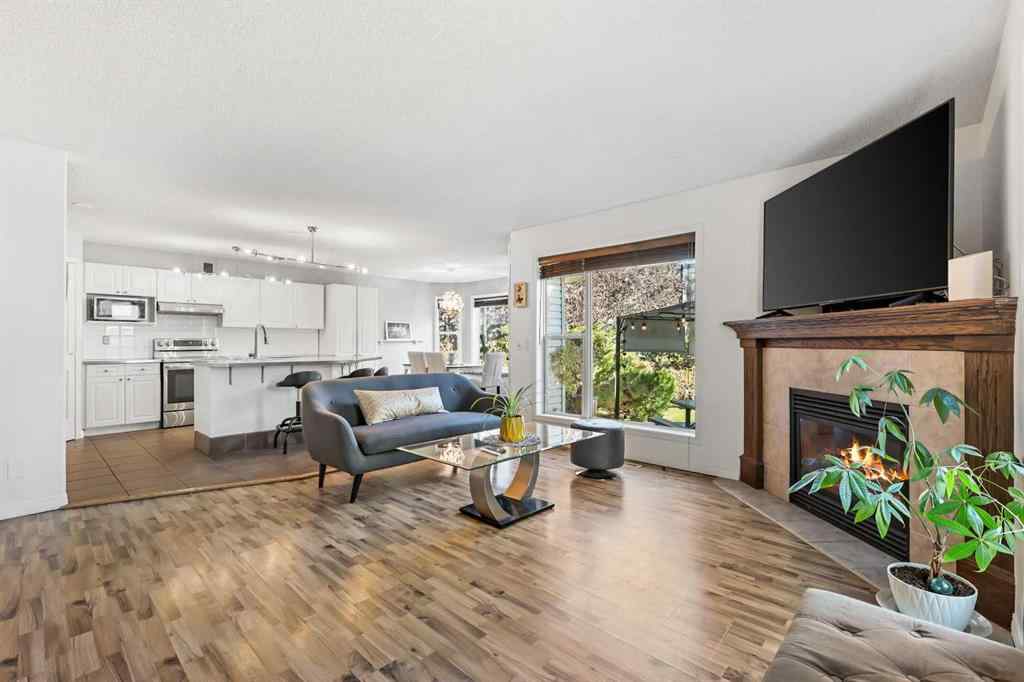 MLS® A2265204 - 248 Douglas Ridge Green SE in Douglasdale/Glen Calgary, Residential