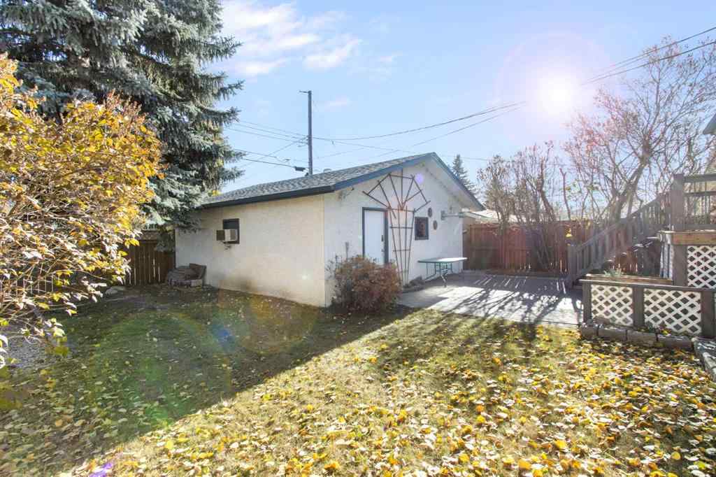 MLS® A2265205 - 1452 Lake Sylvan Drive SE in Bonavista Downs Calgary, Residential