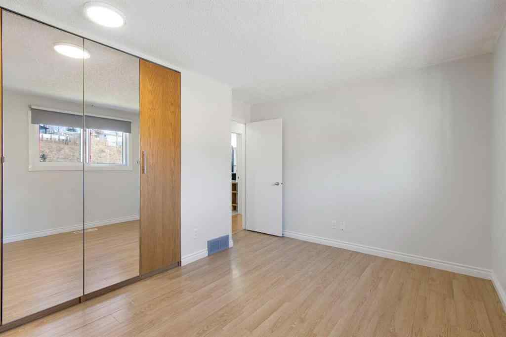 MLS® A2265205 - 1452 Lake Sylvan Drive SE in Bonavista Downs Calgary, Residential