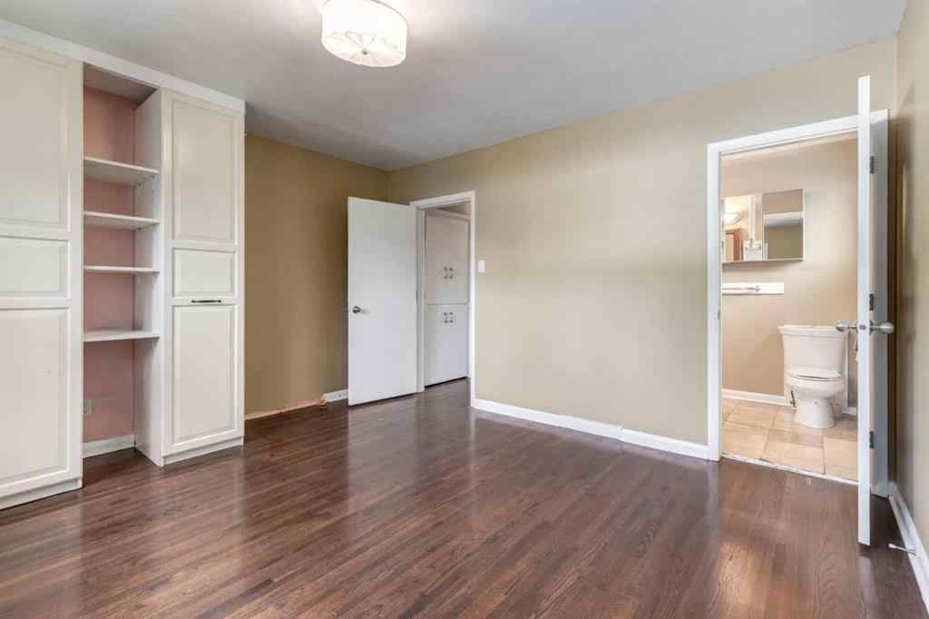 MLS® A2265208 - 911 80 Avenue SW in Chinook Park Calgary, Residential