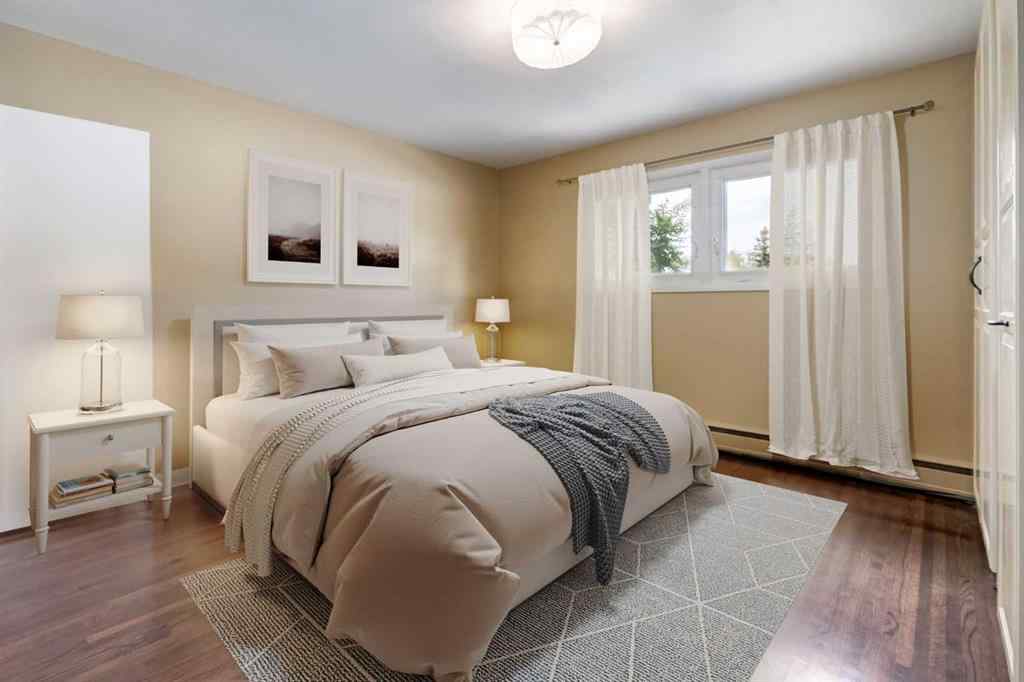 MLS® A2265208 - 911 80 Avenue SW in Chinook Park Calgary, Residential