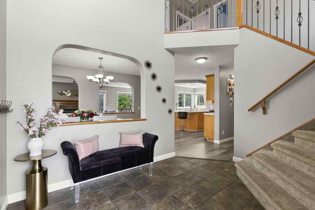 MLS® A2265209 - 38 Simcoe Crescent SW in Signal Hill Calgary, Residential