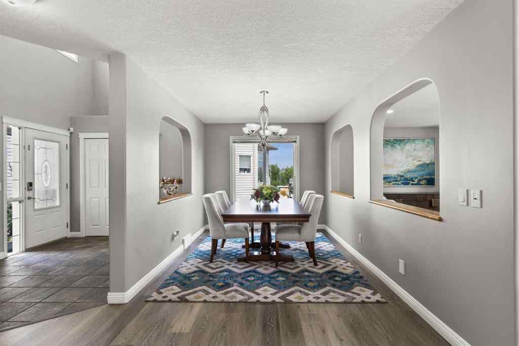 MLS® A2265209 - 38 Simcoe Crescent SW in Signal Hill Calgary, Residential